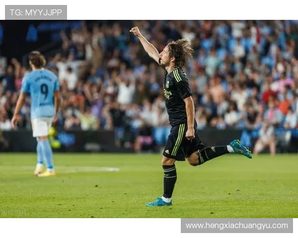 西甲赛场风云再起 皇马艰难击退塞尔塔惊险守住胜果