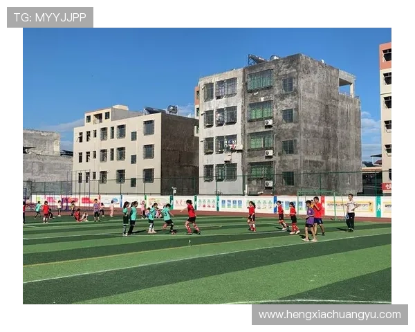 中网球童队伍多国少年同场展现青春友谊风采魅力绽放赛场精彩瞬间 中网球童队伍多国少年同场展现青春友谊风采魅力绽放赛场精彩瞬间