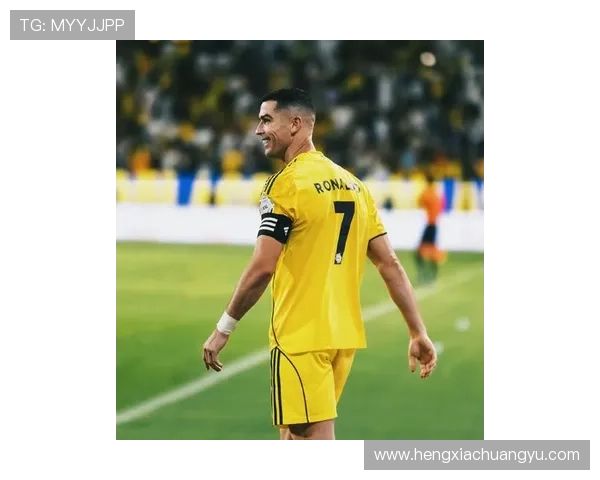 C罗梅开二度助利雅得逆转胜利庆祝照分享展现拼搏精神